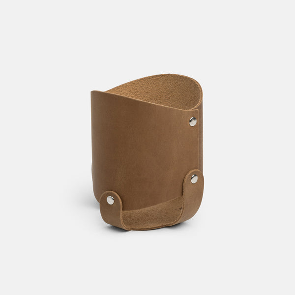 Saddle tan